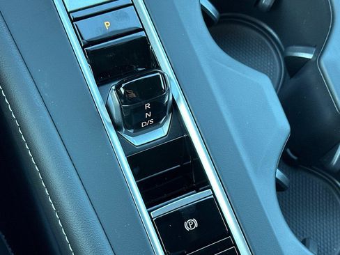 New 2026 Volkswagen Atlas SE image 21