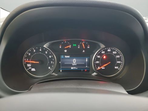 Used 2024 GMC Terrain SLE image 37