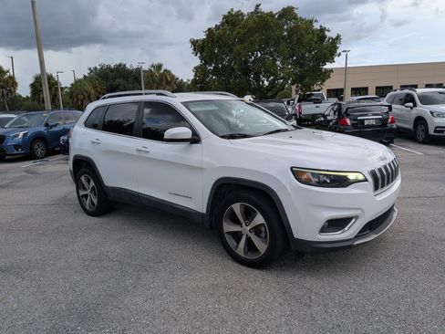 Used 2020 Jeep Cherokee Limited FWD image 1