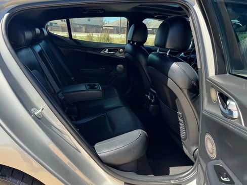 Used 2019 Kia Stinger GT1 image 39