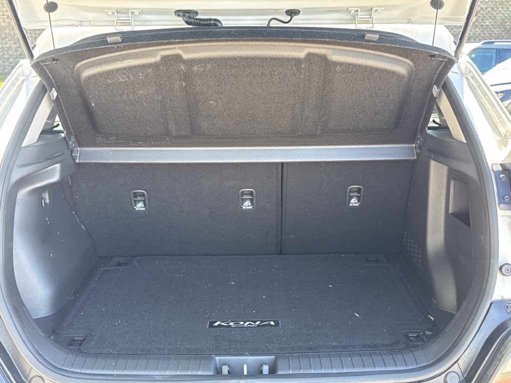 Used 2023 Hyundai Kona SEL FWD image 12