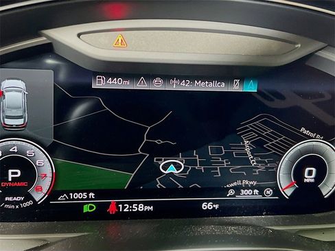 Used 2024 Audi A6 2.0T Premium w/ Convenience Package image 16