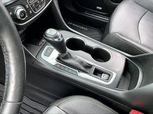 Certified 2018 Chevrolet Equinox Premier FWD image 14
