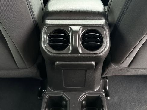 Used 2023 Jeep Gladiator Sport w/ Trailer Tow Package image 19