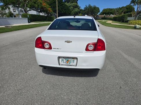 Used 2011 Chevrolet Malibu LT w/ Power Convenience Package FWD image 6