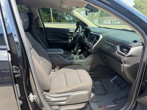 Used 2017 GMC Acadia SLE w/ Driver Alert Package I AWD/4WD image 44