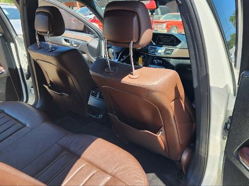 Used 2014 Mercedes-Benz E 350 Sedan image 11