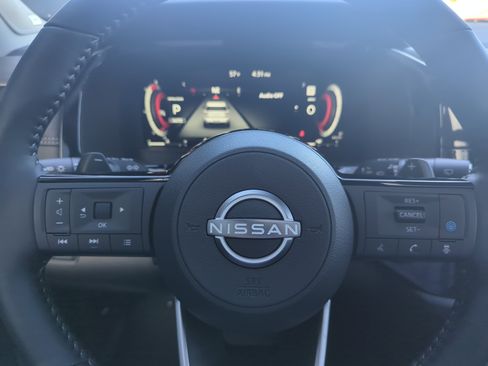 New 2025 Nissan Pathfinder Platinum w/ Cargo Package image 14