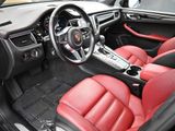 Used 2018 Porsche Macan Turbo image 4