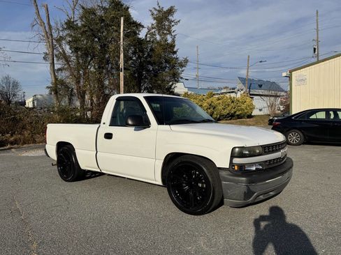 Used 2002 Chevrolet Silverado 1500 2WD Regular Cab image 19