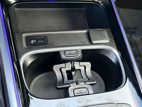 Used 2023 Mercedes-Benz GLB 250 GLB 250 image 33