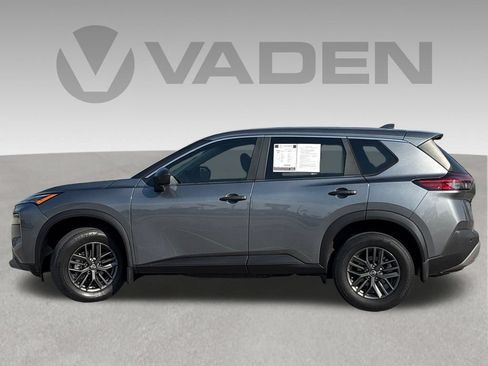 Used 2023 Nissan Rogue S AWD/4WD image 24