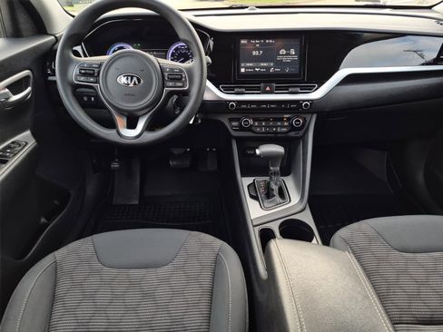 Used 2021 Kia Niro LX image 14