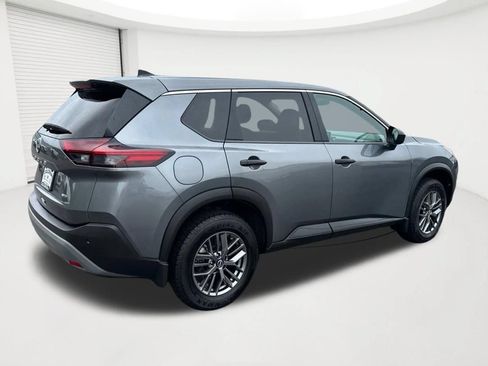Used 2023 Nissan Rogue S AWD/4WD image 5