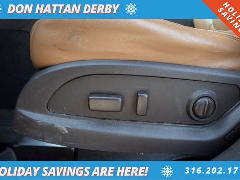 Used 2017 Buick Enclave Leather w/ Enclave Tuscan Edition image 16