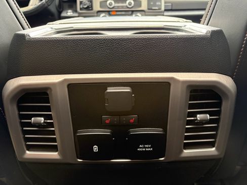 Used 2022 Ford F350 Platinum w/ Tremor Off-Road Package AWD/4WD image 20
