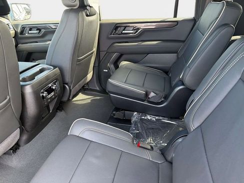 New 2026 GMC Yukon XL Elevation w/ Elevation Premium Package image 13