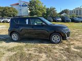 New 2025 Kia Soul LX w/ LX Technology Package image 2