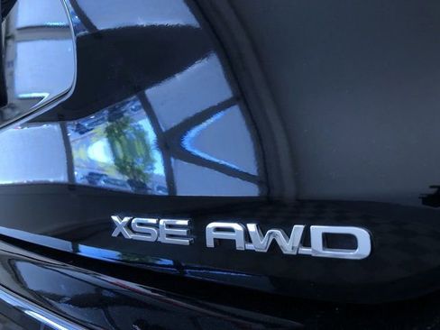 Certified 2025 Toyota Highlander XSE AWD/4WD image 15