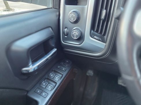 Used 2014 GMC Sierra 1500 SLE w/ SLE Value Package image 21