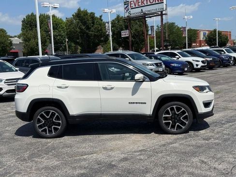Used 2018 Jeep Compass Limited w/ Navigation Group AWD/4WD image 5