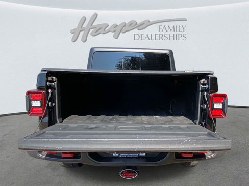 Certified 2022 Jeep Gladiator Rubicon w/ LED Lighting Group image 41