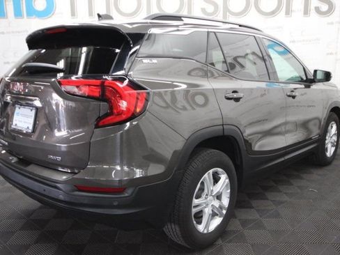 Used 2019 GMC Terrain SLE w/ Driver Convenience Package image 6
