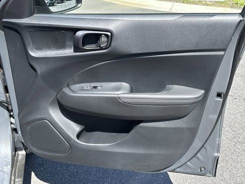 New 2026 Hyundai Venue SEL FWD image 14