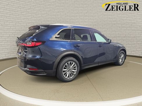 Used 2024 MAZDA CX-90 3.3 Turbo w/ Preferred Plus AWD/4WD image 5