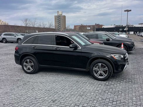 Used 2022 Mercedes-Benz GLC 300 4MATIC image 6
