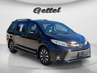 Used 2018 Toyota Sienna Limited Premium w/ Carpet Mat Package video 2