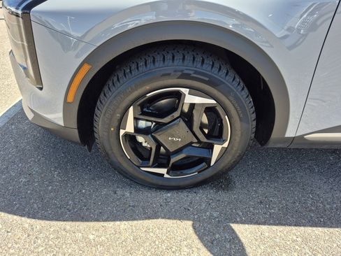 Used 2026 Kia Sportage EX image 24