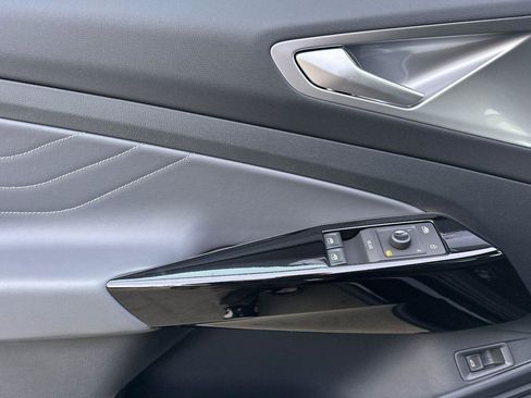 New 2026 Volkswagen ID.4 Pro S image 10