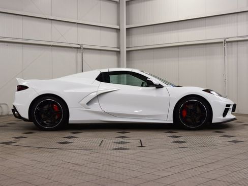 Used 2023 Chevrolet Corvette Stingray Preferred Conv w/ Z51 Performance Package RWD image 9