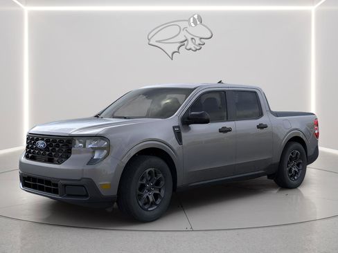 New 2026 Ford Maverick XLT w/ XLT Luxury Package image 2