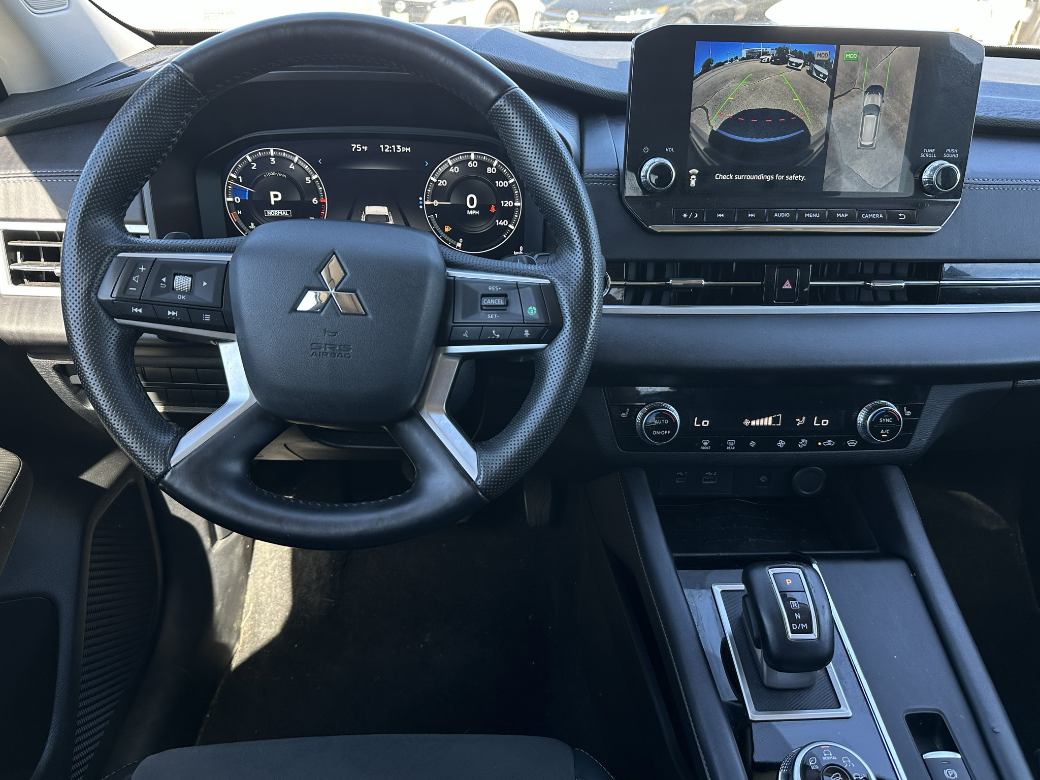 Used 2024 Mitsubishi Outlander SE Black Edition AWD/4WD image 16