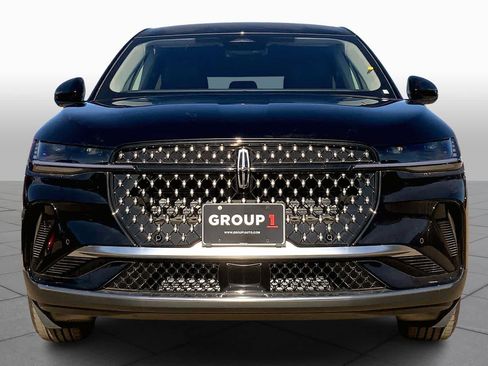 New 2026 Lincoln Nautilus Premier image 3