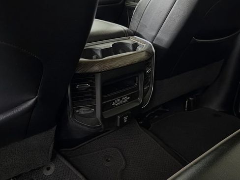 Used 2019 RAM 2500 Laramie AWD/4WD image 26
