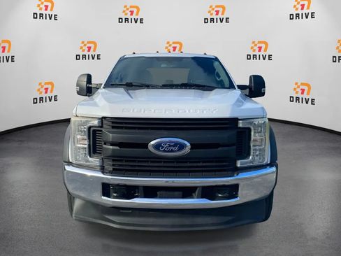 Used 2017 Ford F450 XL w/ Power Equipment Group RWD image 2