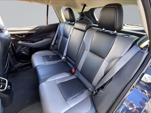 Certified 2024 Subaru Outback Onyx Edition AWD/4WD image 27