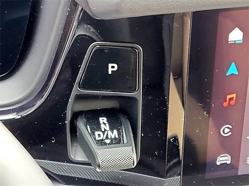 Used 2024 Porsche Cayenne image 18