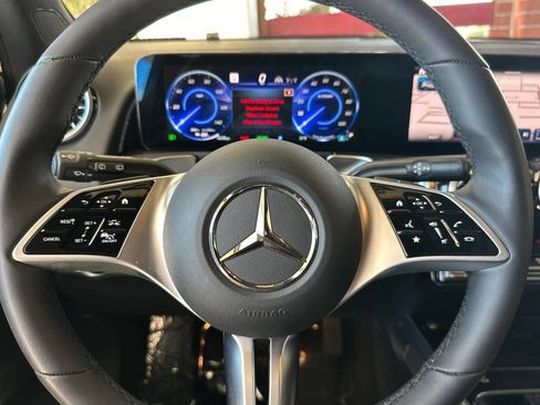 Certified 2025 Mercedes-Benz EQB 250+ image 30