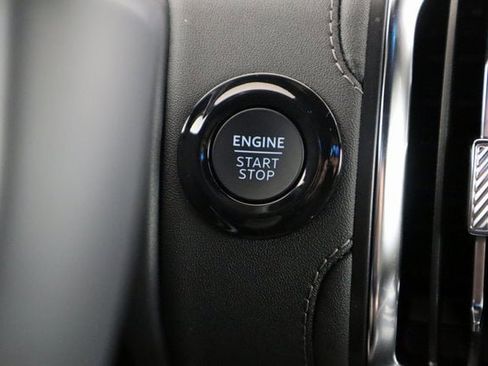 New 2025 Ford Expedition Platinum w/ Stealth Appearance Package image 30