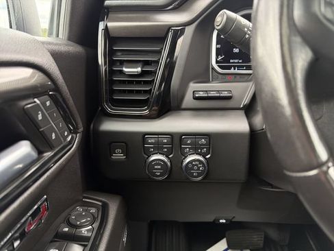 Used 2022 GMC Sierra 1500 AT4 w/ AT4 Premium Package AWD/4WD image 18