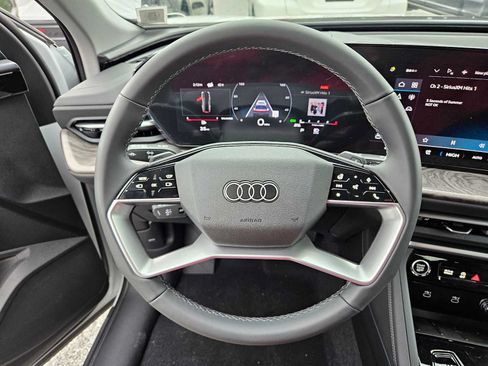 New 2025 Audi Q5 Premium Plus AWD/4WD image 9