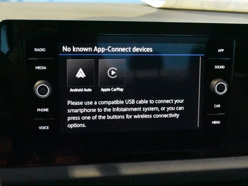 New 2026 Volkswagen Jetta SE FWD image 9