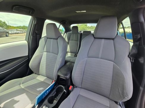 Used 2020 Toyota Corolla SE FWD image 25