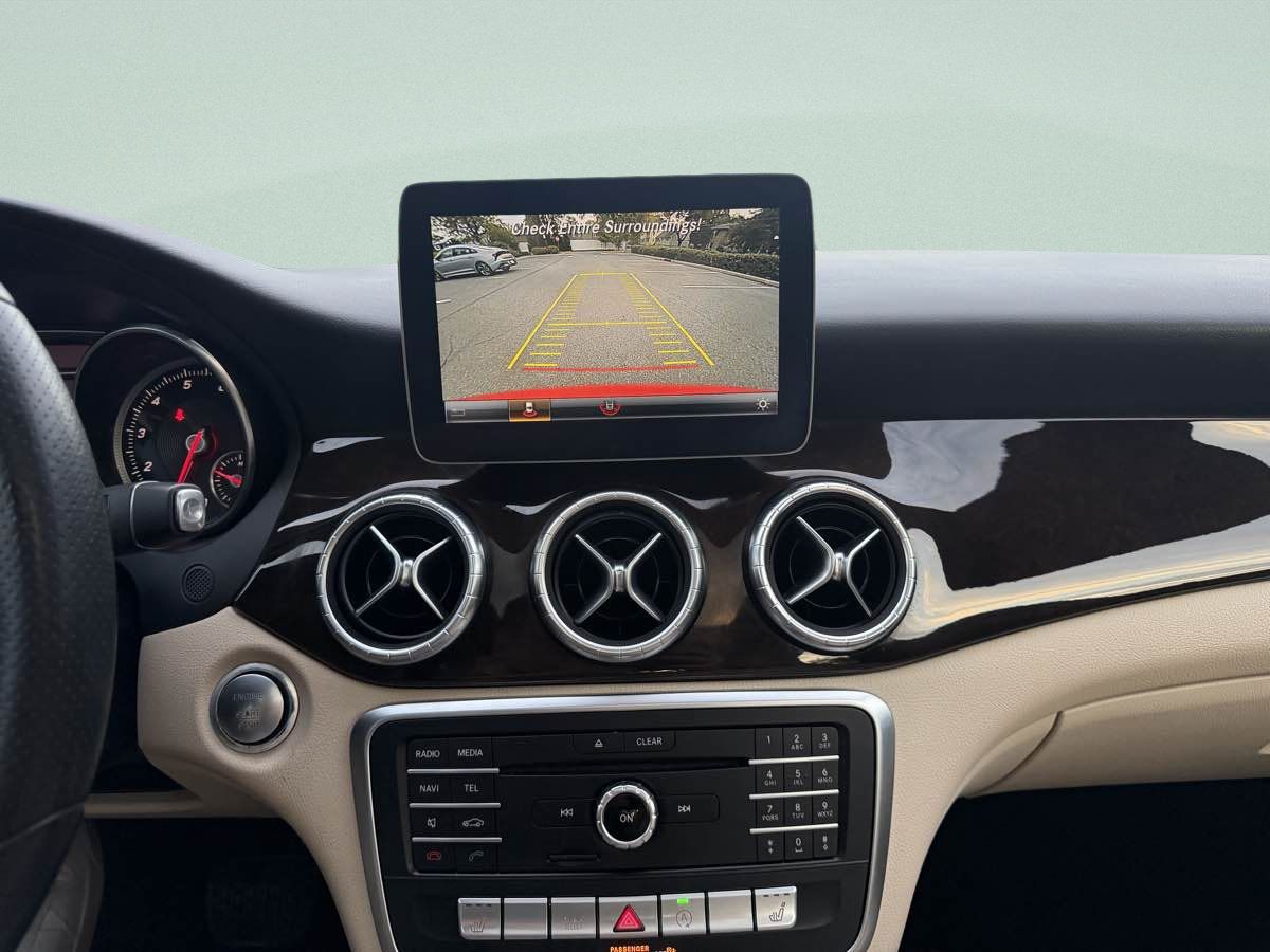 Used 2018 Mercedes-Benz CLA 250 4MATIC image 15