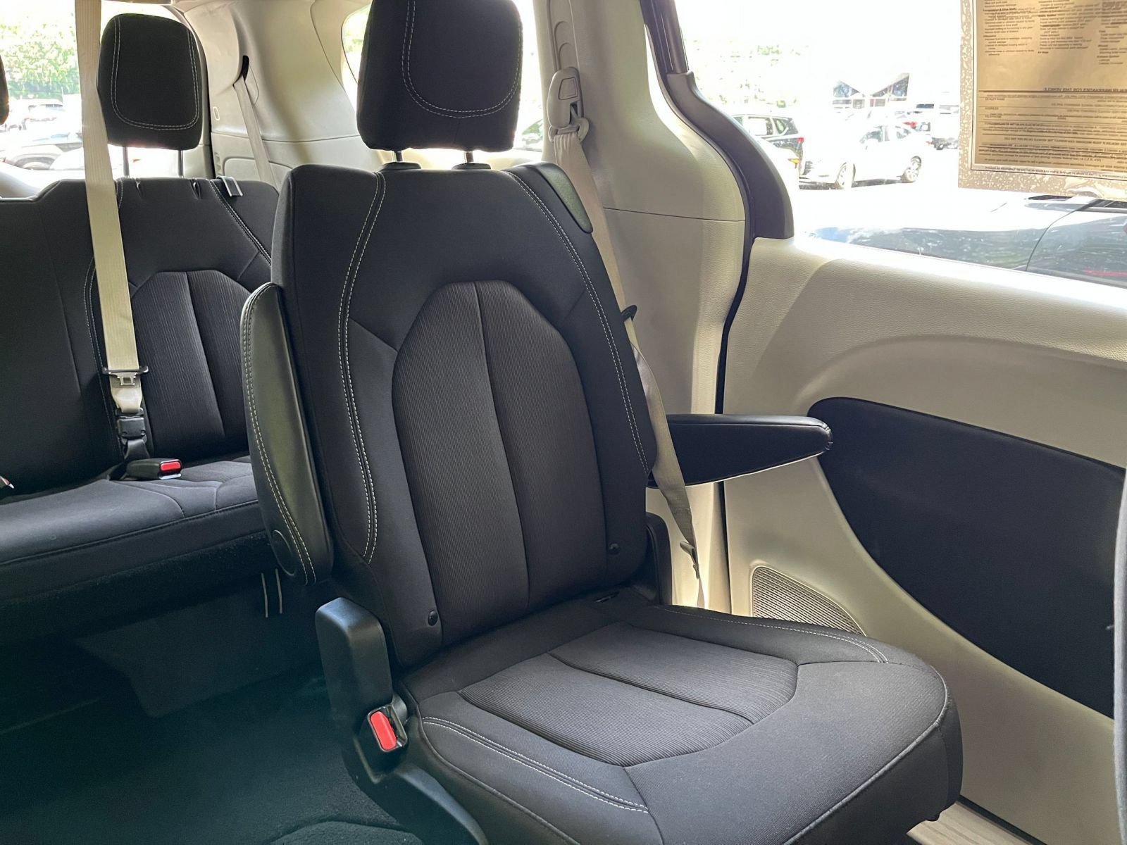 Used 2024 Chrysler Voyager LX FWD image 43