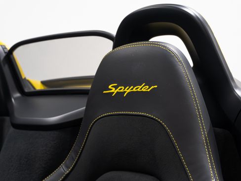 Used 2022 Porsche 718 Boxster Spyder RWD image 45